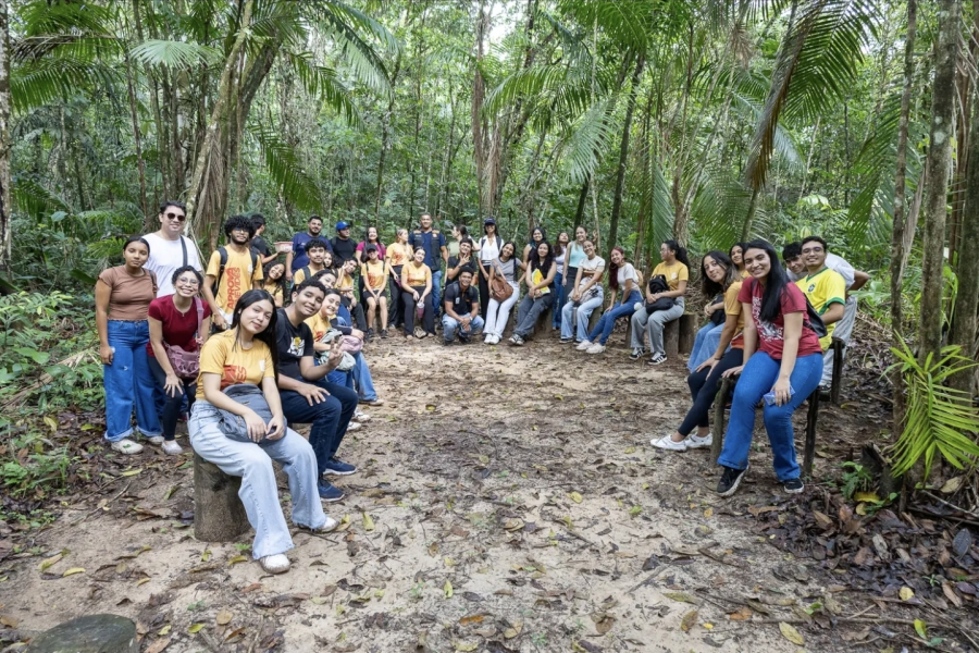 Jovens de Benevides participam de programação de férias com cinema, ecoturismo e esporte 